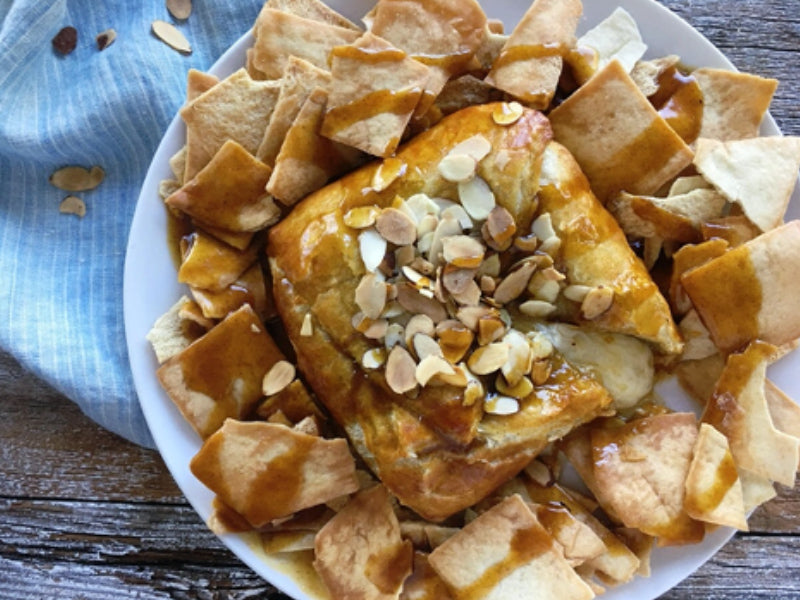 Baked Brie with Pumpkin Maple Sauce